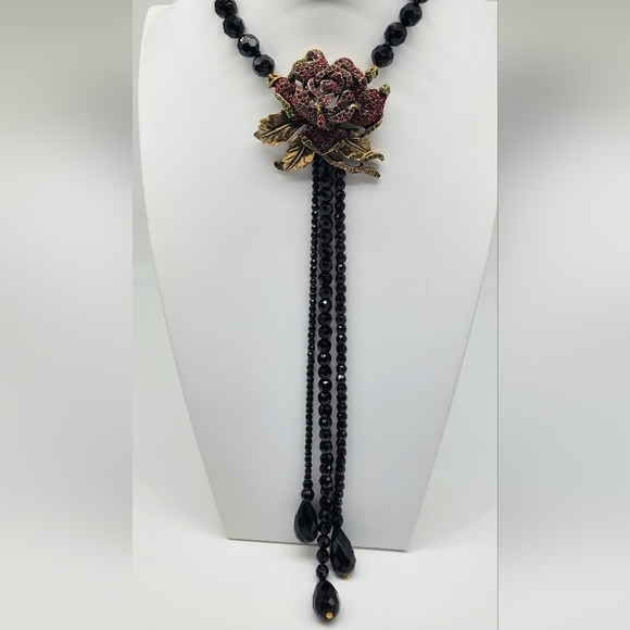 Heidi Daus Garnet Swarovski Crystal Red Rose Statement Lariat with LONG tassels - Picture 7 of 15